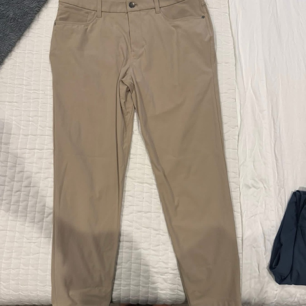 lululemon athletica Men's Khaki Chinos